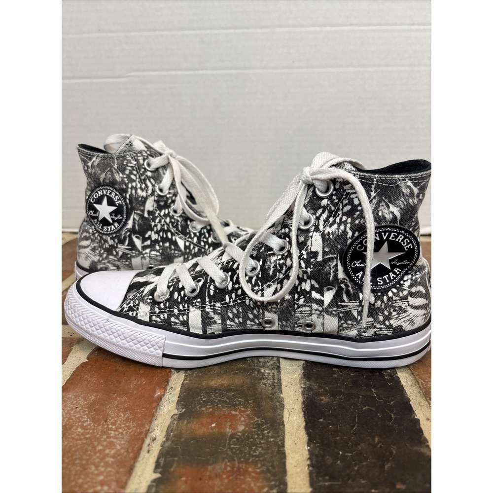 Converse Chuck Taylor White Cheetah Wild Woman's 8 High Top Shoes White Black